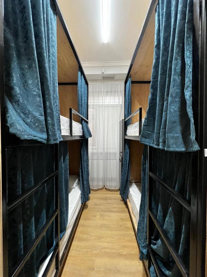 Friends Hostel Астана Экстерьер фото
