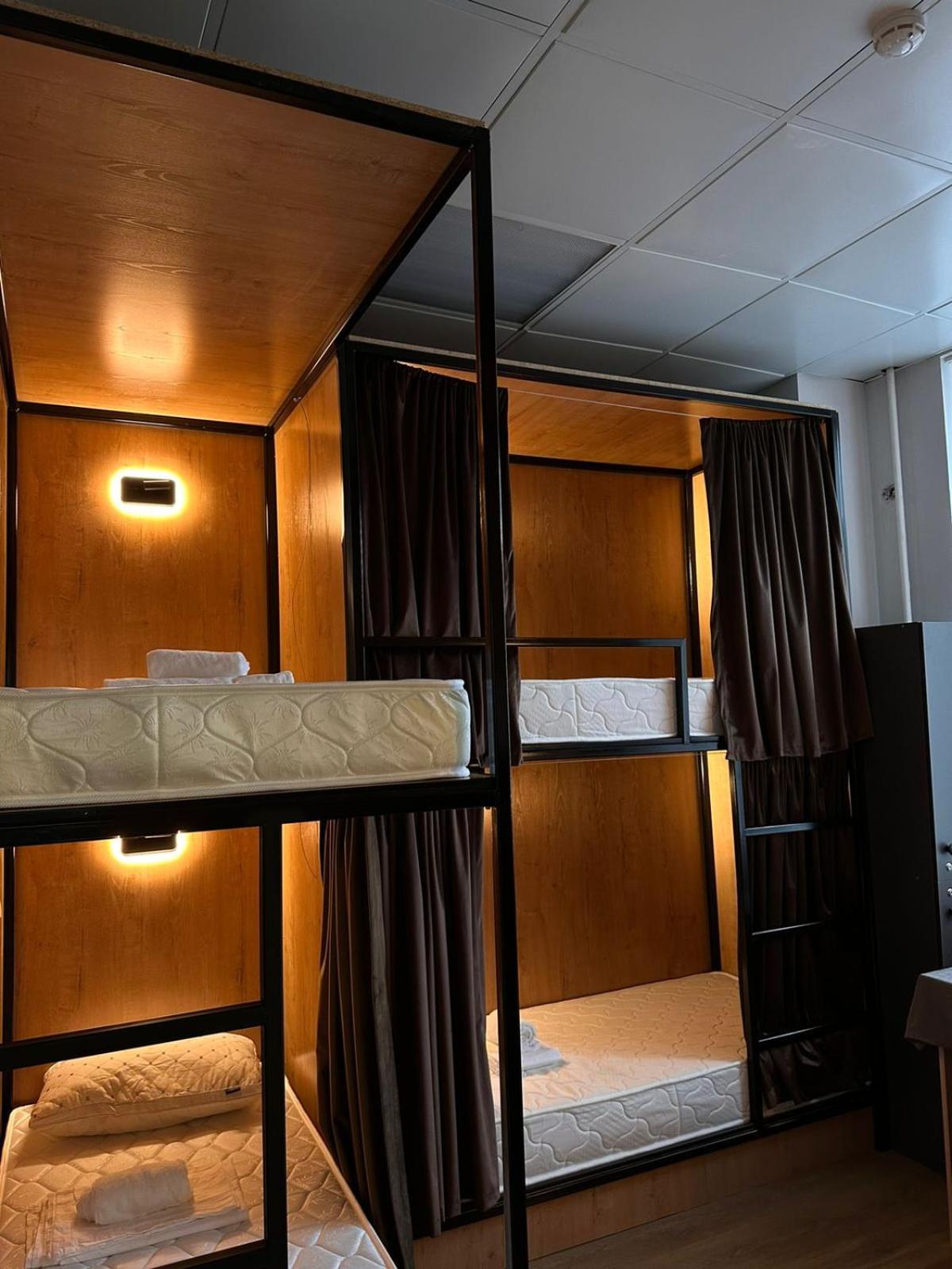 Friends Hostel Астана Экстерьер фото