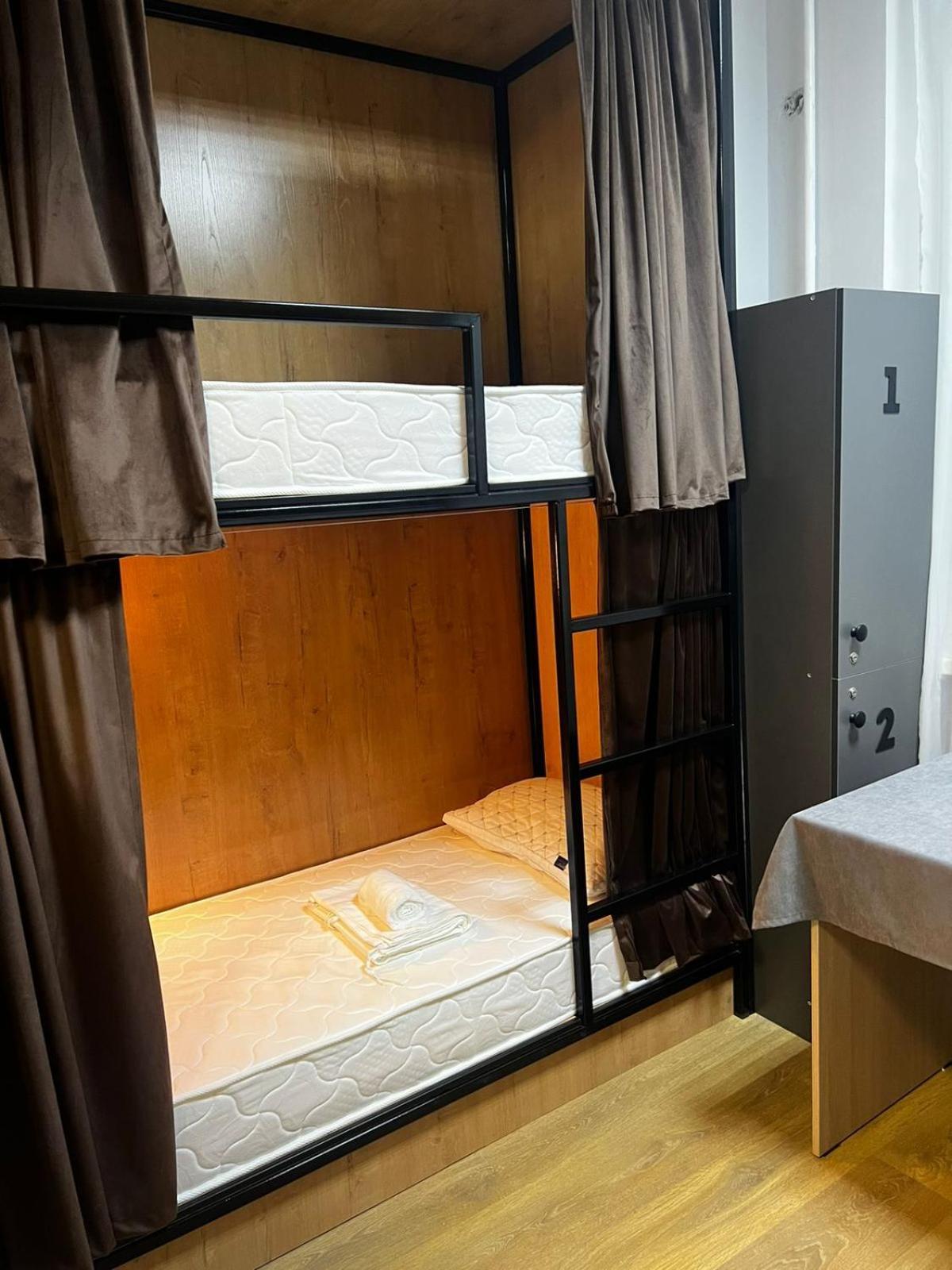 Friends Hostel Астана Экстерьер фото